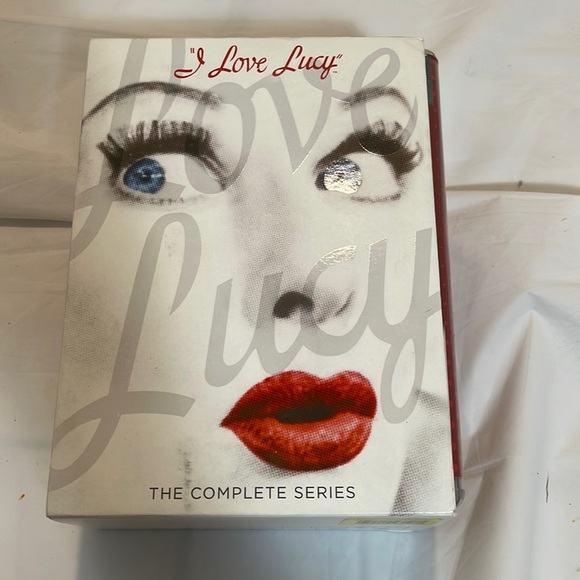 I Love Lucy: The Complete Series (DVD, 2015, 33-Disc Set)-194 total episodes - Picture 1 of 6